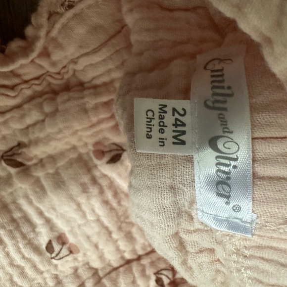 Boutique Emily & Oliver Baby Girl Muslin Floral Romper & Hat Matching Set - Picture 7 of 7